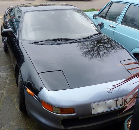 MR2 with replaced front panel and wing.